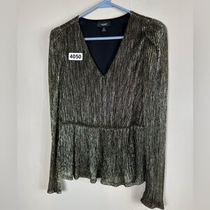 Simply Vera xsmall 17” p2p  13” waist 22” length long sleeve linined  great new